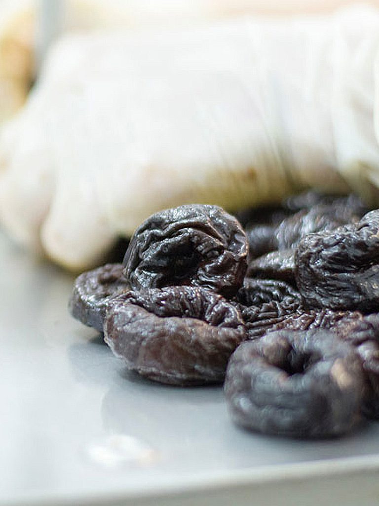 Fruta deshidratada Originia Foods fabricación de ciruela pasa